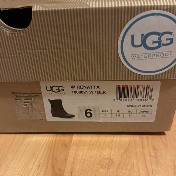 New in box Ugg Renatta shearling boots size 6 waterproof - Picture 12 of 12
